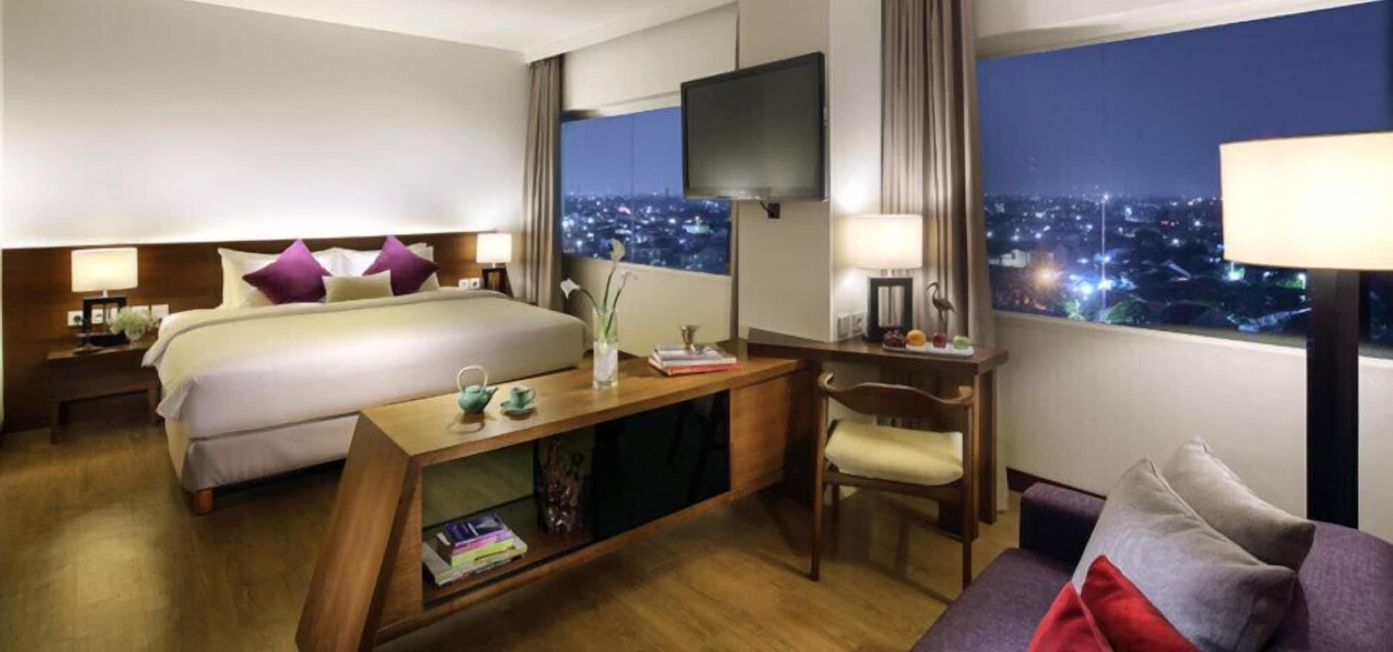 อัลเลียม ทังเกรัง โฮเต็ล Hotel ทังเกอรัง ภายนอก รูปภาพ