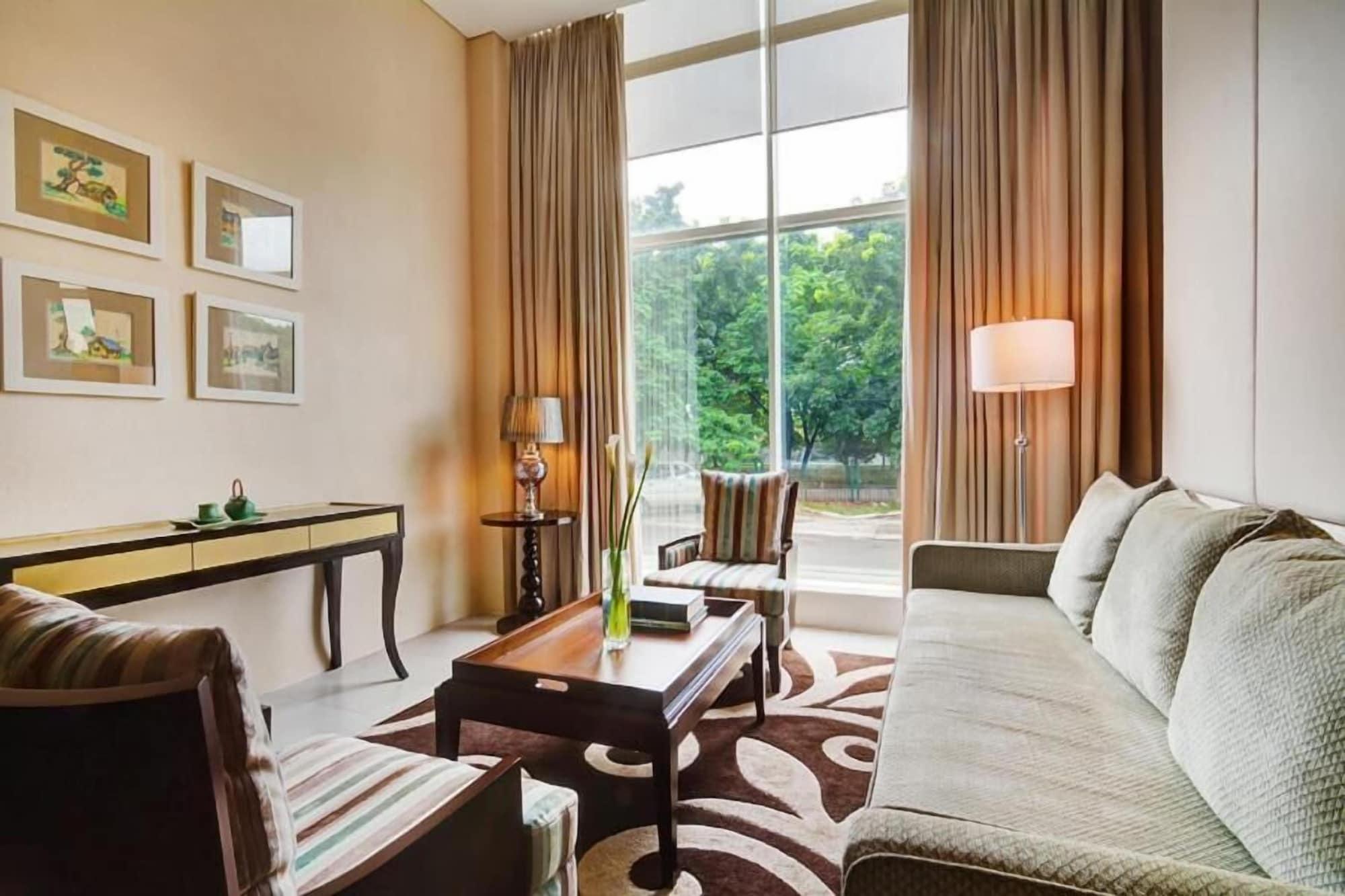 อัลเลียม ทังเกรัง โฮเต็ล Hotel ทังเกอรัง ภายนอก รูปภาพ