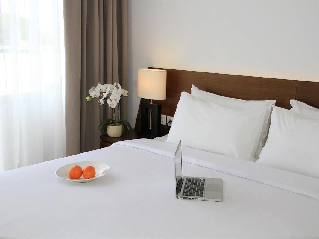 อัลเลียม ทังเกรัง โฮเต็ล Hotel ทังเกอรัง ภายนอก รูปภาพ