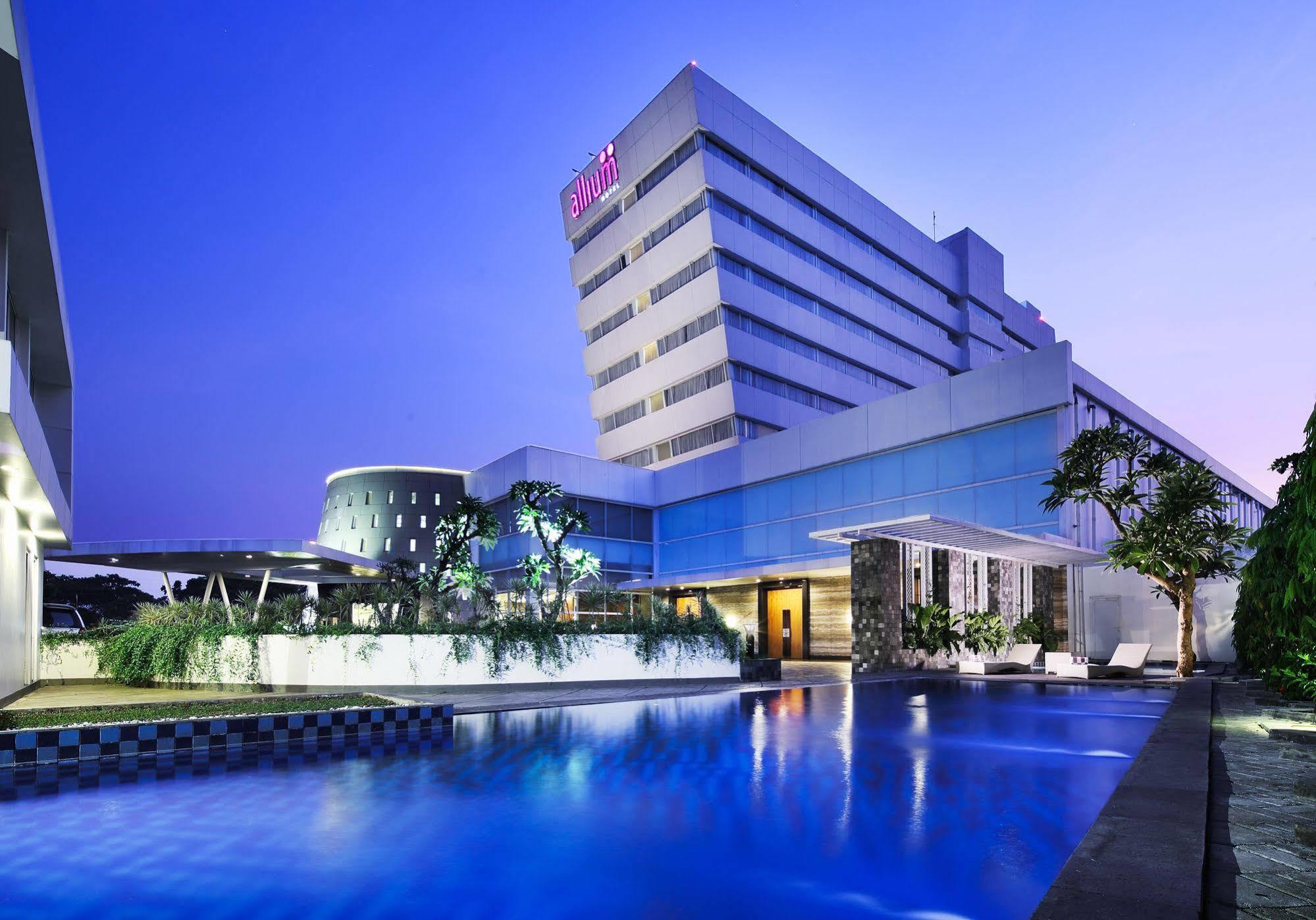 อัลเลียม ทังเกรัง โฮเต็ล Hotel ทังเกอรัง ภายนอก รูปภาพ
